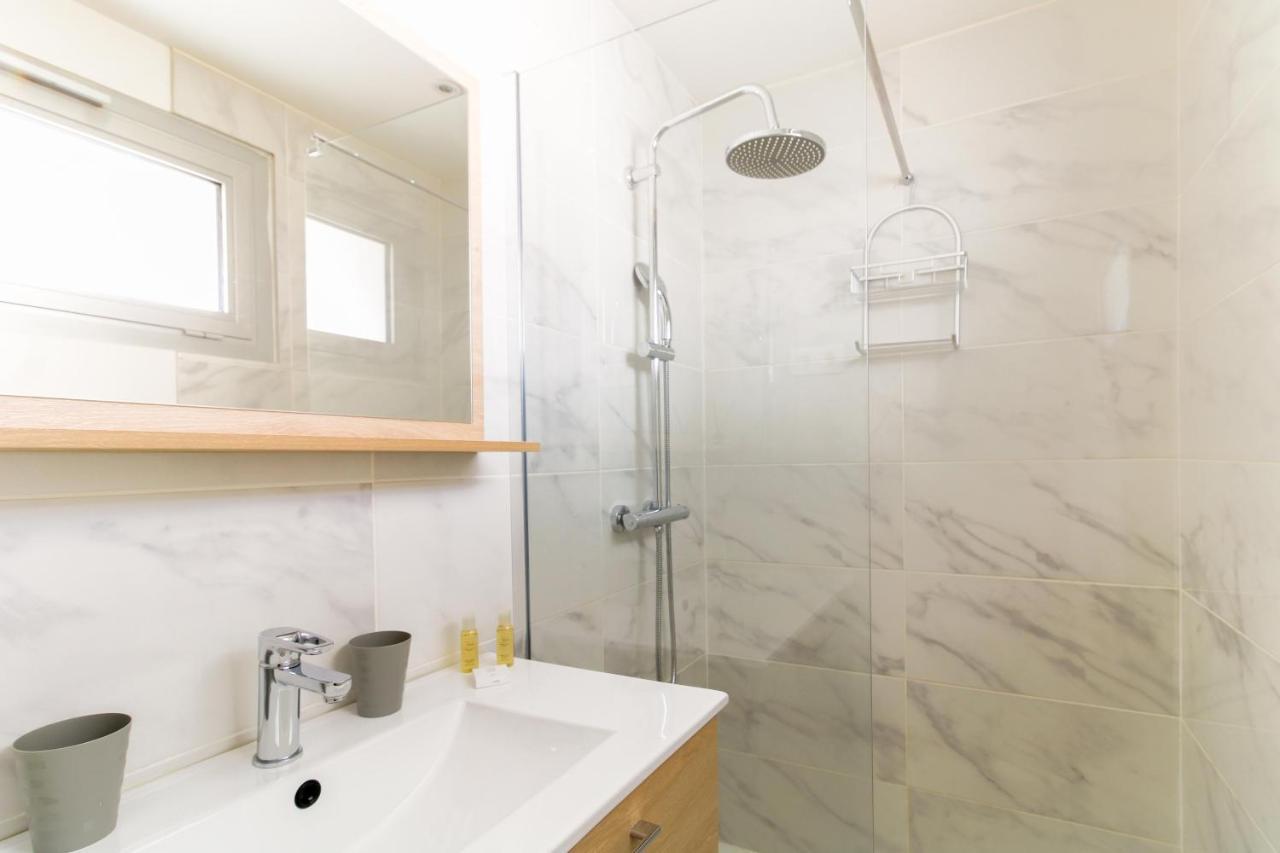 Select'sohome - Renove Au Coeur Du Centre-ville Du Lavandou - A Proximite Des Plages Et Commerces - Gaia *