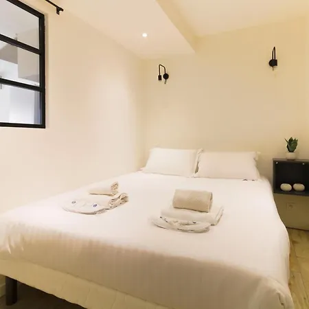 Select'Sohome - Appartement Renove Au Coeur Du Centre-Ville Du Lavandou - A Proximite Des Plages Et Commerces - Gaia Le Lavandou Extérieur photo