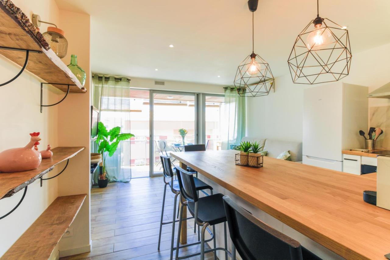 Select'sohome - Renove Au Coeur Du Centre-ville Du Lavandou - A Proximite Des Plages Et Commerces - Gaia
