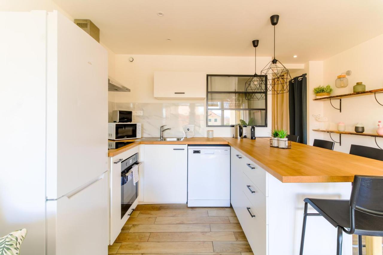 Select'sohome - Renove Au Coeur Du Centre-ville Du Lavandou - A Proximite Des Plages Et Commerces - Gaia *